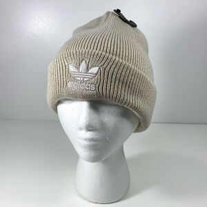 Adidas Classic Trefoil Logo Knit Winter Beanie Hat in Sand Oatmeal Color NWT